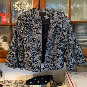 Banana republic wide sleeve cropped jacket. NWOT. Retail‎ 128